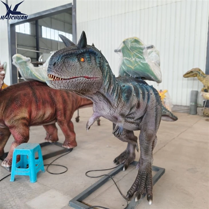 Animatronic Carnotaurus Ride